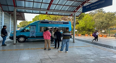 İzmir’de üniversite öğrencilerine “Günaydın Çorbası”