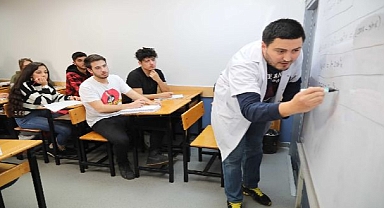 Bayraklılı öğrencilere sömestirde kurs desteği