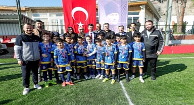 240 Sporcu Şampiyonluk İçin Ter Döktü