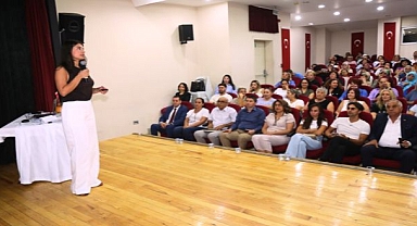 Bayraklı'da sağlıklı ve dengeli beslenme semineri