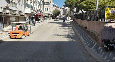 Bayraklı'da yol yenileme çalışmaları hız kesmiyor