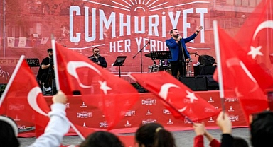 İzmir, Cumhuriyet coşkusuna hazır