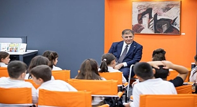 İzmirli çocuklar, Başkan Tugay'la okuma saatinde buluştu