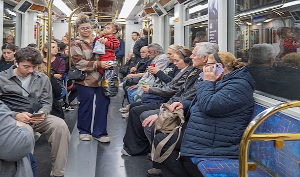 İzmir Metrosu'nda kesintisiz iletişim dönemi başladı