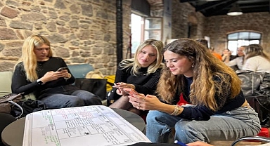 Kadınlar dijitalde artık daha güçlü