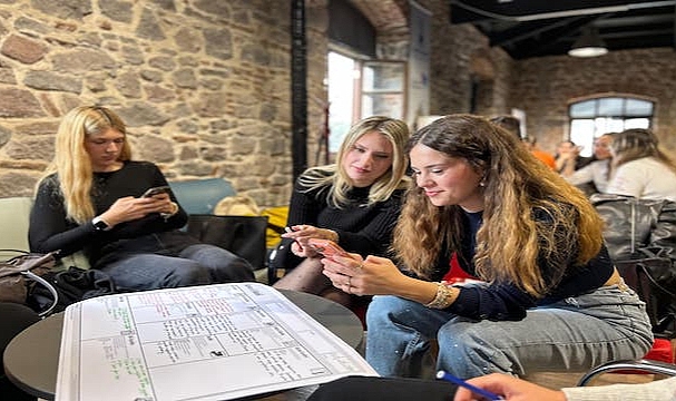 Kadınlar dijitalde artık daha güçlü