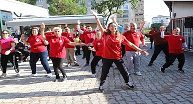 Bayraklı belediyesi’nden 3 aralık farkındalık etkinliği