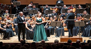 İzmir Oda Orkestrası, unutulmayacak konserlere imza atmaya devam ediyor