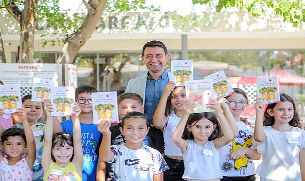 Bayraklı’da Çocuk Kitap Şenliği Başlıyor: Minikler Yazarlarla Buluşacak