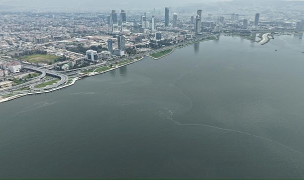 İzmir Körfezi’nde 10. kez dış kaynaklı kirlilik tespit edildi