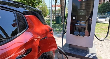 Bayraklı’da 10 noktada 20 şarj ünitesi