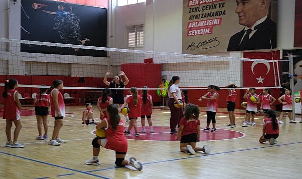Bayraklı’da yaz spor okulları için kayıtlar başladı