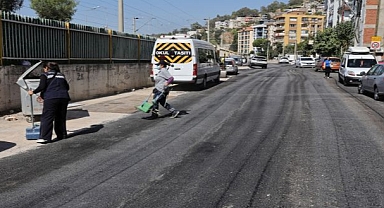 Bayraklı’da Asfalt Seferberliği Sürüyor: 25 Noktada Tamamlandı, 5 Noktada Daha Başlıyor