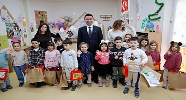 Bayraklı’da Eğitime Anaokulundan Üniversiteye Kadar Destek